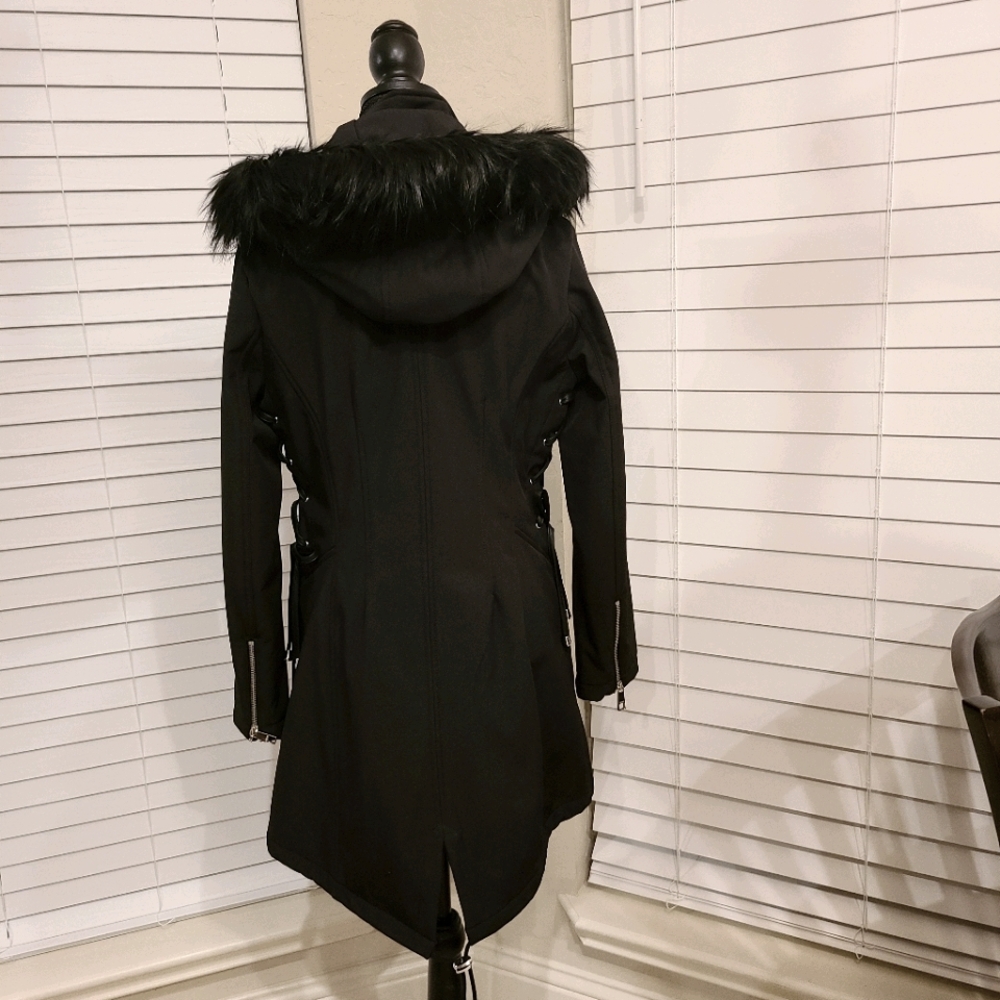 Guess Jacket w/ Hood - Picture 11 of 11